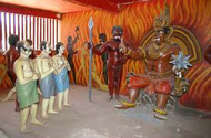 Apaya Statues
